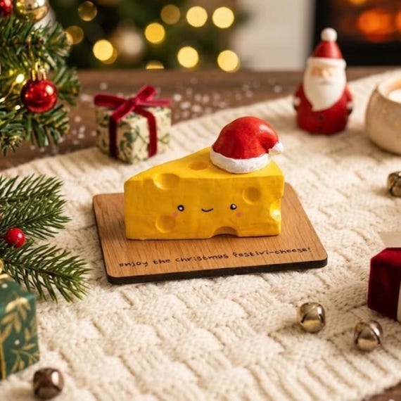Funny Festivi-cheese Board Christmas Ornament – Novelty Festive Centrepiece for Cheese Lovers, Silly Secret Santa Gift f