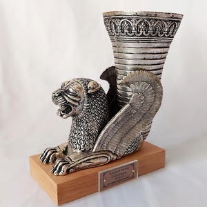 Golden Rhyton Replica From The Achaemenid Empire, Inspired by Persian Heritage – Copper Roaring Lion Head Rhyton - Persian Decor