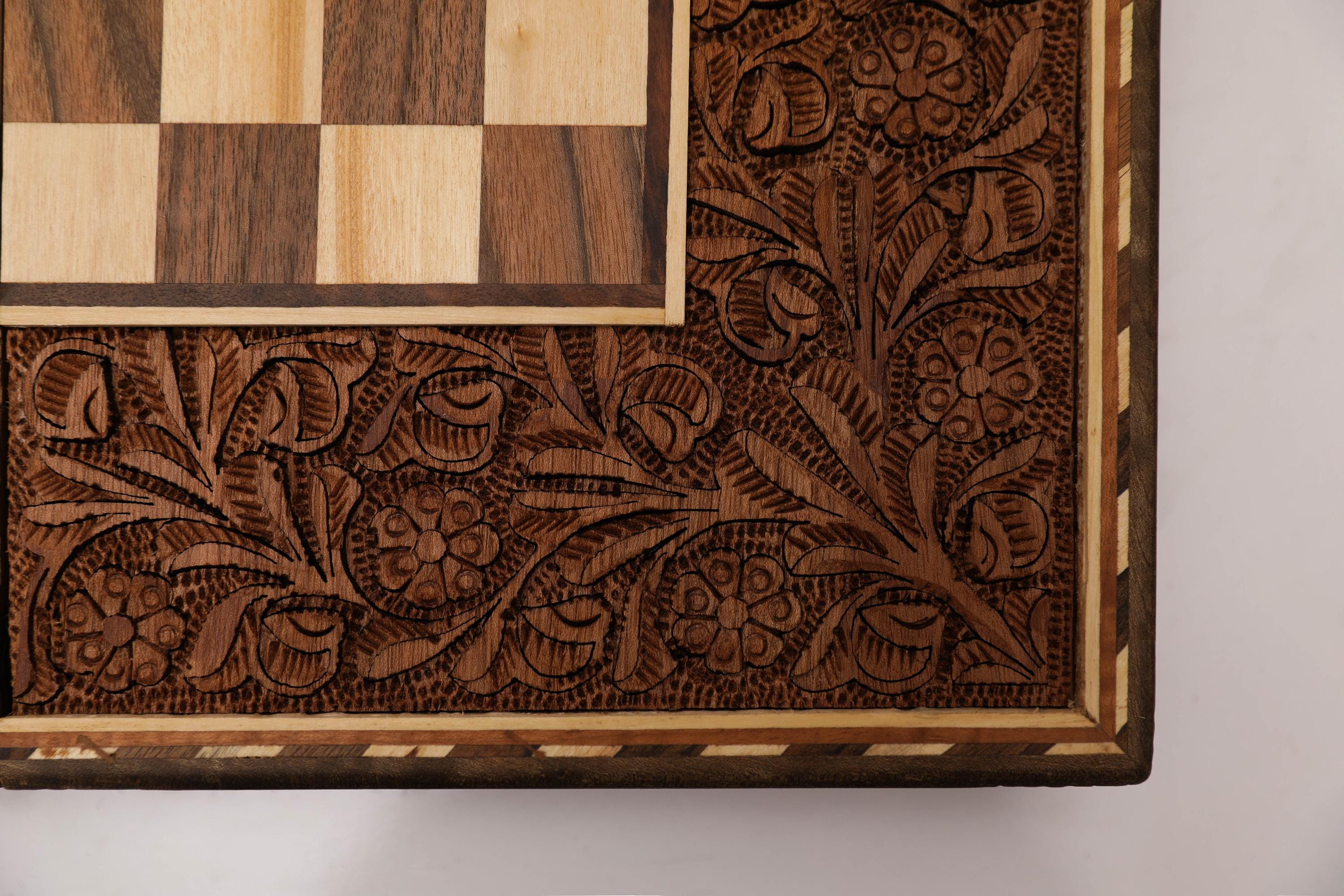 ペルシャの高級ハンドメイドチェス& バックギャモン ペルシャの高級