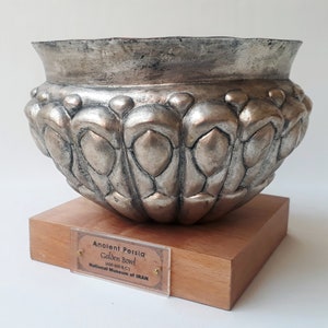 Replica of The Golden Bowl From The Achaemenid Empire | Ancient Vessels | Achaemenid Vessels