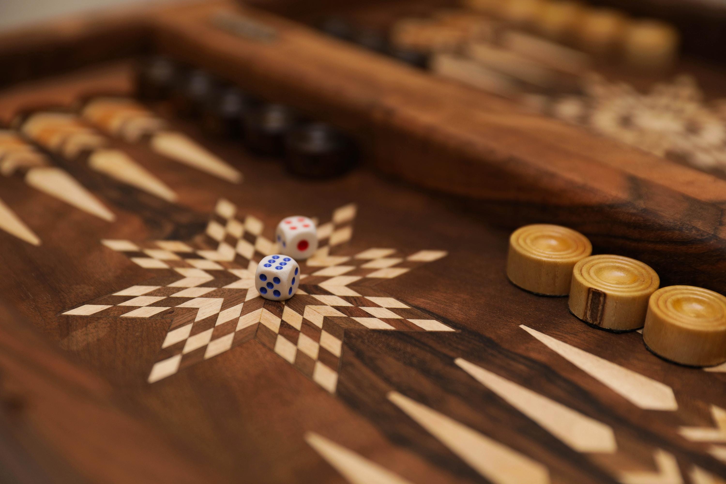 ペルシャの高級ハンドメイドチェス& バックギャモン 手作りバック