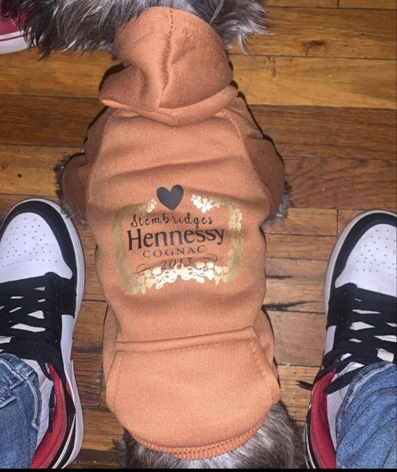 henny sweater