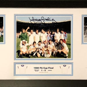 Sir Trevor Brooking Signed and Framed West Ham United storyboard with COA & photo proof