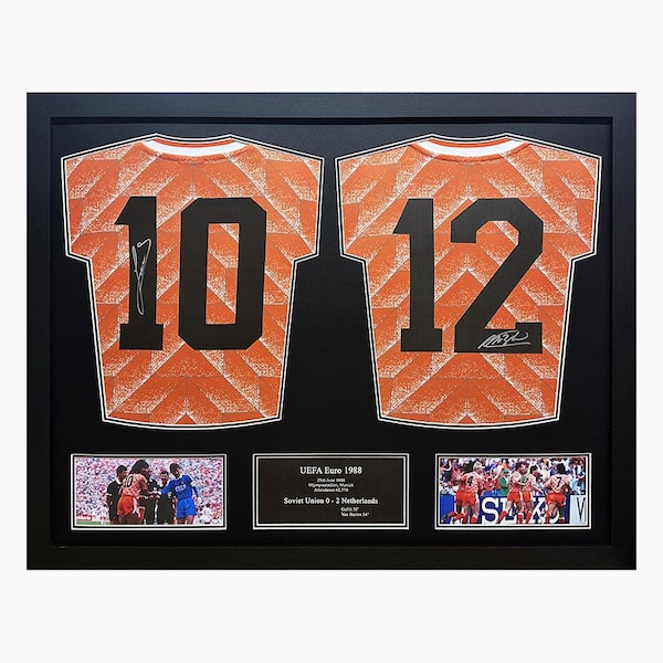 Maglie della nazionale olandese autografate e incorniciate da Ruud Gullit e Marco Van Basten, con certificato di autenticità e prova fotografica.