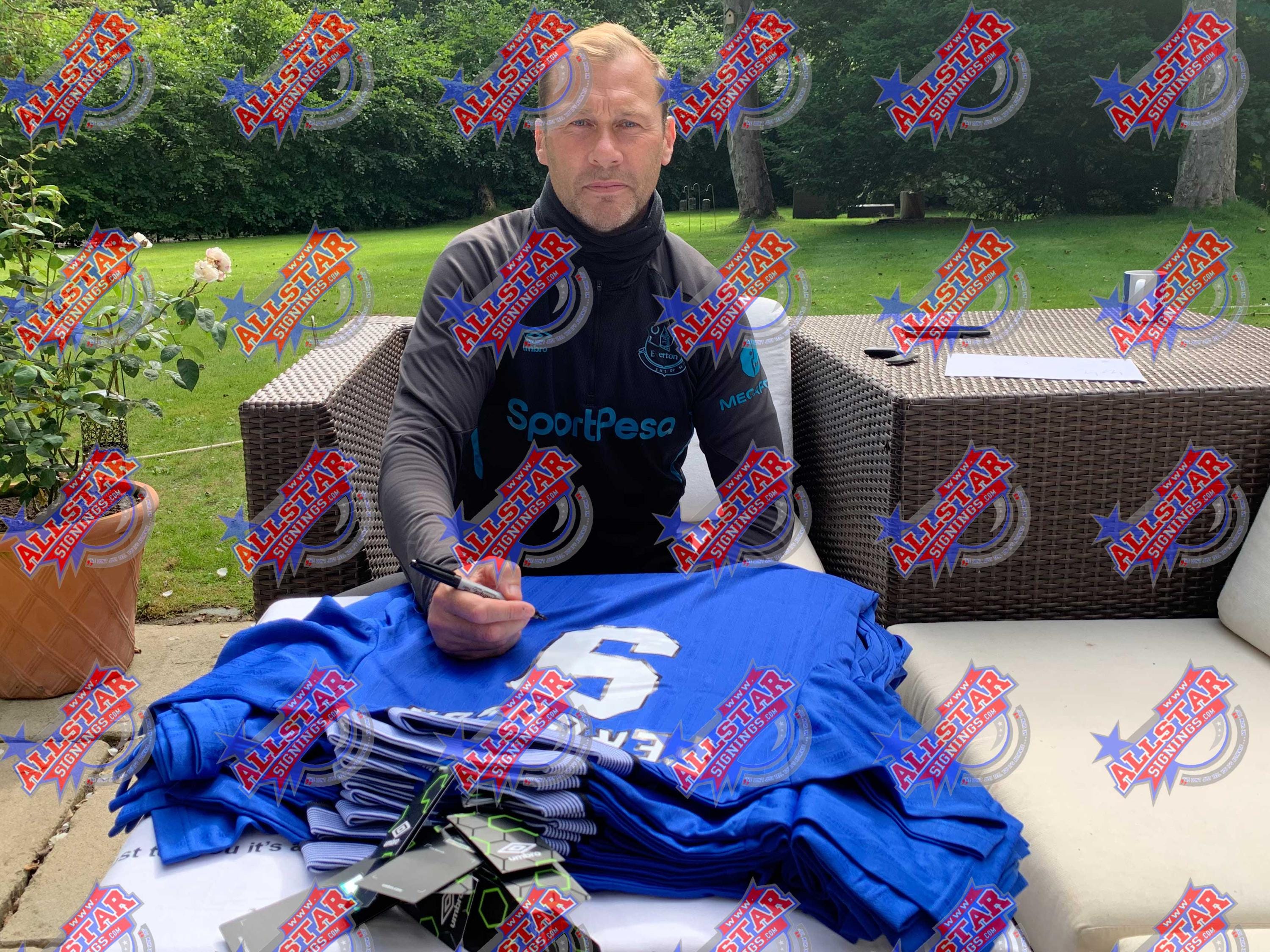 Maillot D'Everton Signé Par Duncan Ferguson - Encadré - Original - Sport Football