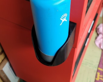 Digital .stl File for Magnetic Cup/Watter Bottle Holder