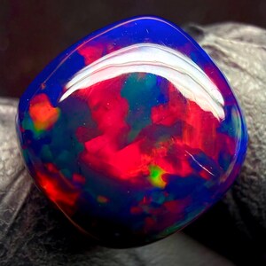 fire opal 7 Ct cabochon for jewelry, Natural Ethiopian loose black opal 13x12x7 mm