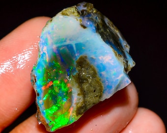 Opal, fire opal rough, ethiopian opal raw gemstone, 32.00 Cts. 100% Natural Tempting Ethiopian Opal 26X19X18 MM Rough Loose Gemstone