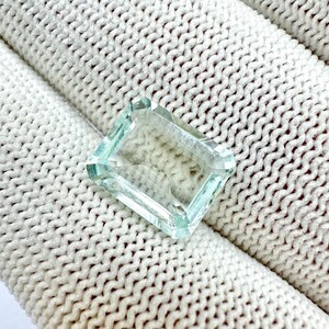 Aquamarine, natural aquamarine, loose aquamarine, faceted aquamarine gemstone, aqua gemstone for making jewellery 3.90 Ct. 11x9x5 mm