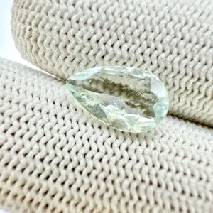 Aquamarine, natural aquamarine, loose aquamarine, faceted aquamarine gemstone, aqua gemstone for making jewellery 1.75 Ct. 12x7x4 mm