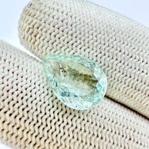Aquamarine, natural aquamarine, loose aquamarine, faceted aquamarine gemstone, aqua gemstone for making jewellery 3.70 Ct. 13x9x5 mm