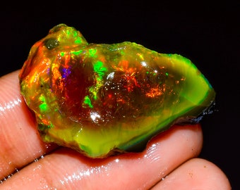 Opal, fire opal rough, ethiopian opal raw gemstone, 20.00 Cts. 100% Natural Excellent Ethiopian Opal 29X17X7 MM Rough Loose Gemstone
