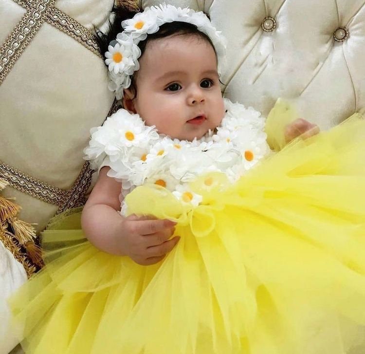 Girls daisy dress hot sale