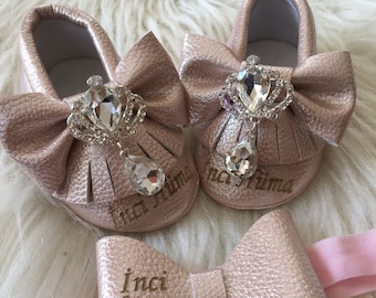 Fringe leather moccasins ,Personalized Baby Shoes, Newborn ,Moccasins Shoes,Infant, Toddler, Bling Baby Shoes, Crib baby shoes, Baby girls