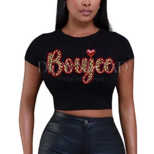 Boujee, estampado de guepardo, Boujee PNG, Boujee SVG, linda transferencia, diseño de sublimación para camiseta, Canva PNG, estampado de guepardo rosa, clip art, mujer
