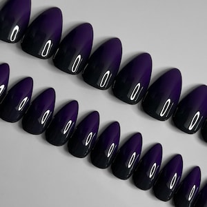 Sorcery - Purple and Black Ombre Press-On Nail Set - Set of 28-30 Press-On Nails