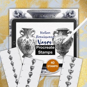 Op de afbeelding: Een digitale tablet met Italian Renaissance Vases Procreate Stamps, twee grote vaasillustraties, een witte stylus en drie stroken papier met genummerde stempelvoorbeelden, plus een oranje badge met de tekst 40 STAMPS.