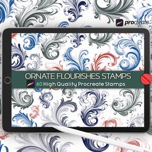 Op de afbeelding: Een digitale tablet toont een patroon van sierlijke krullen in blauw, rood en grijs op een witte achtergrond. Het tabletscherm toont de tekst "ORNATE FLOURISHES STAMPS" en "60 High Quality Procreate Stamps". Een stylus ligt onderaan.