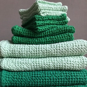 mint green towels