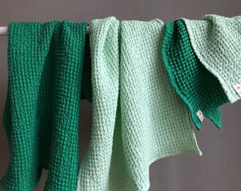 Emerald Green mint waffle linen bath towels, Hand guest face towel, Housewarming gift for eco friendly bathroom, SPA B&B wellness