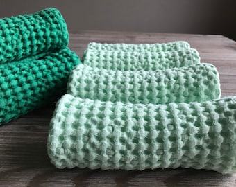 Waffle linen washcloth, Emerald green mint towel, waffle towels,Eco friendly bathroom home,SPA B&B wellness accessories, Luxury bathroom