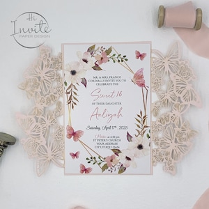 Blush Butterfly laser gesneden uitnodiging voor Quinceañera en Sweet 16, romantische lichtroze uitnodiging aanpassen {gratis voorbeeld beschikbaar}