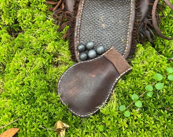 Leather ball bag, handstiched with linen