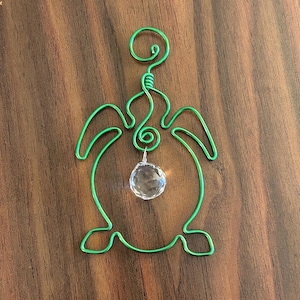 Wire Art Sea Turtle Suncatcher: Crystal Prism Rainbow Maker