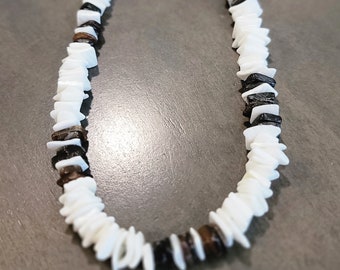 Hawaiiaanse tropische witte en tri-zwarte clamshell ketting