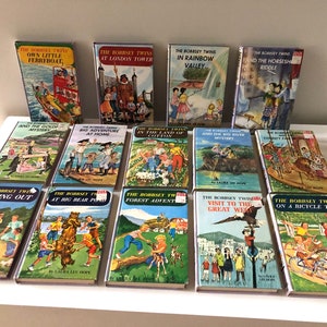 Vintage The Bobbsey Twins 50&#39;s/60&#39;s Laura Lee Hope Price Is For One *7 Remaining*