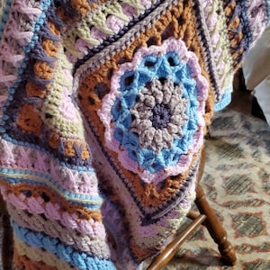 Mandala crochet throw