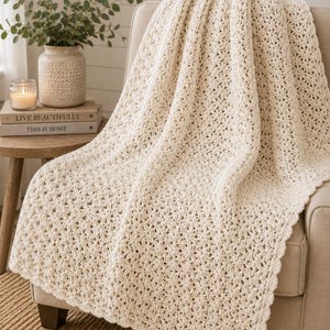Easy crochet, Afghan pattern 42" x 58".