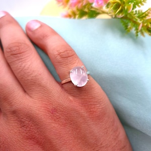 Rose Quartz Sterling Silver Ring: Oval Gemstone Solitaire