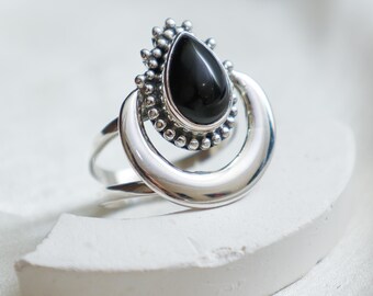 Black Onyx Crescent Moon Ring: 925 Sterling Silver Boho Ring