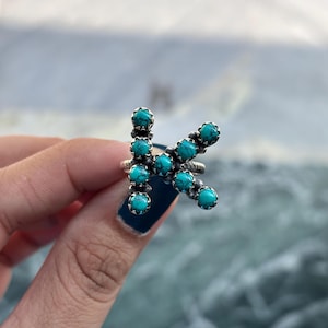 Anillos con inicial de turquesa y nombre • Anillo con piedra de nacimiento personalizado • Anillo con nombre personalizado • Anillo con inicial en plata de ley • Anillo con nombre llamativo
