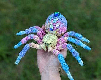 Crystal Spider Crochet Amigurumi Pattern