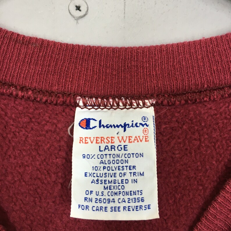 Vintage Champion Reverse Weave Maroon Sweatshirts Großes 80er Jahre Champion Stickerei Script Logo Pullover Champion USA Sportswear Crewneck Gr. L Bild 5