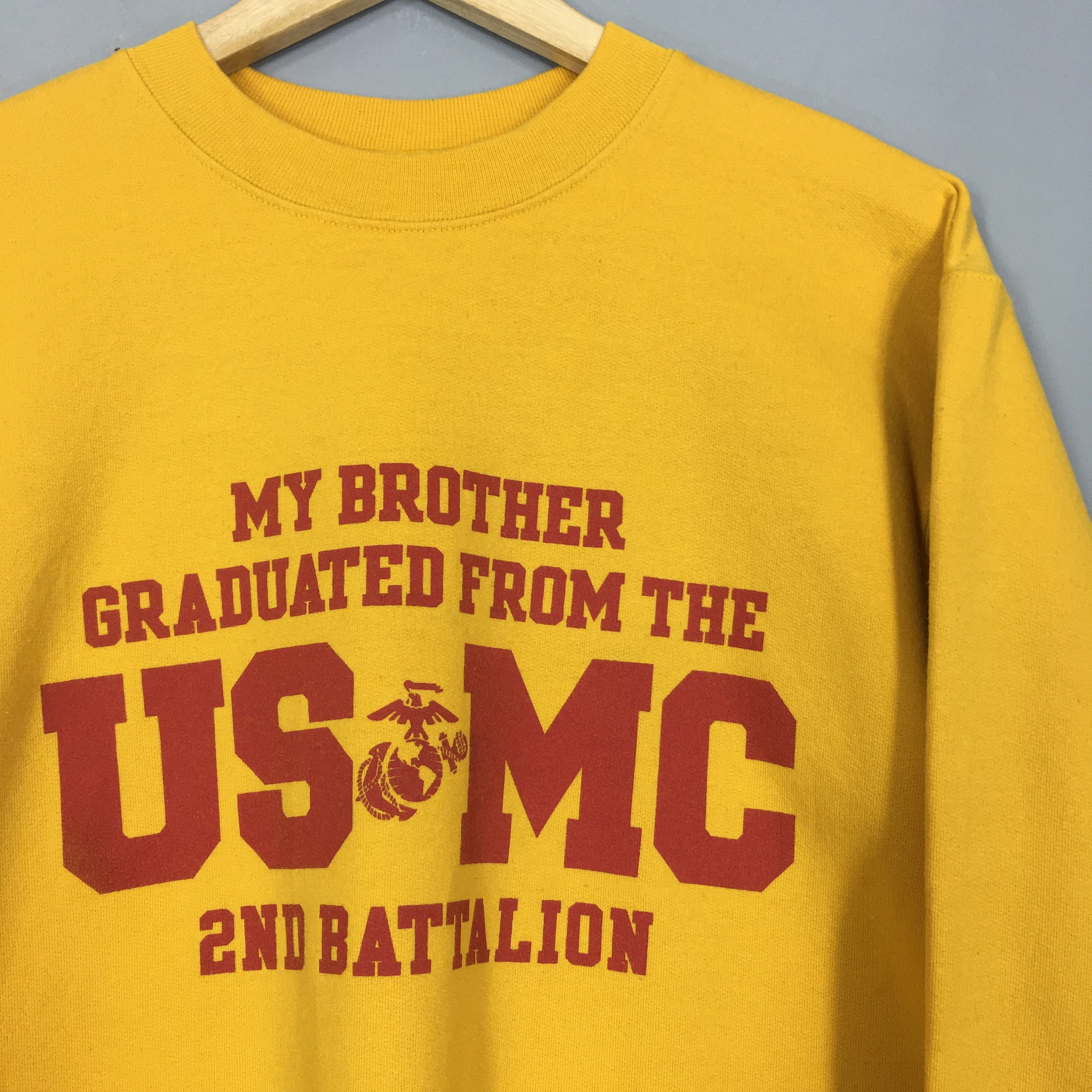 Size USMC M Sweater Marine Crewneck - United Corps Parris Us Etsy Corps Island States Medium Champion Battalion Marine Sweatshirt Vintage Yellow