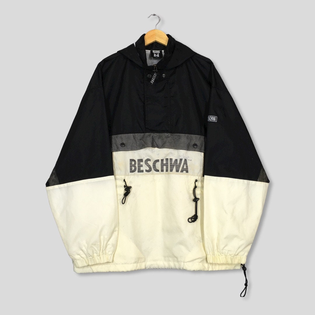 Buy Vintage Beschwa Alien Spellout Big Logo M Size Online in India