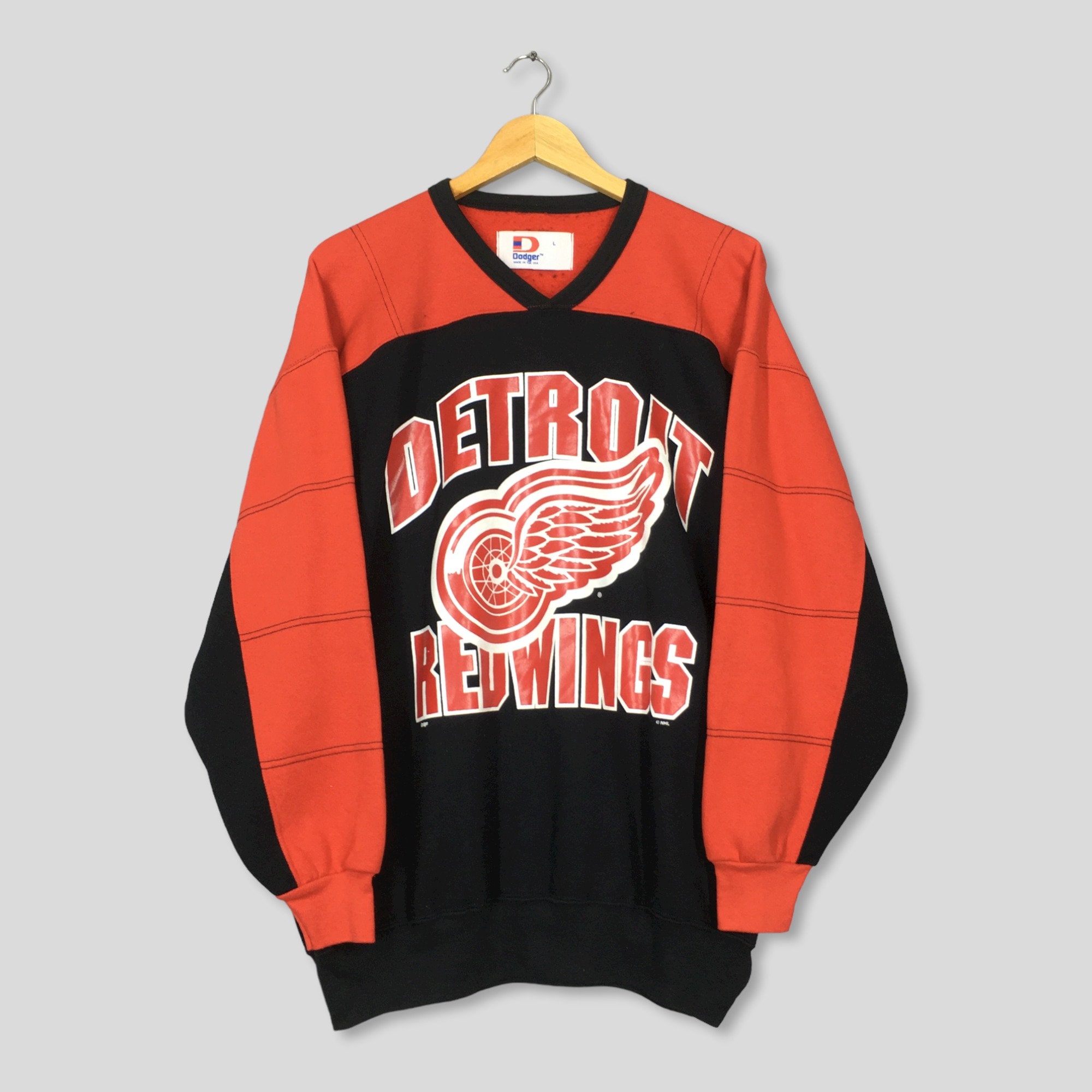 NHL Women's Detroit Red Wings Snow Wash Red Pullover Hoodie