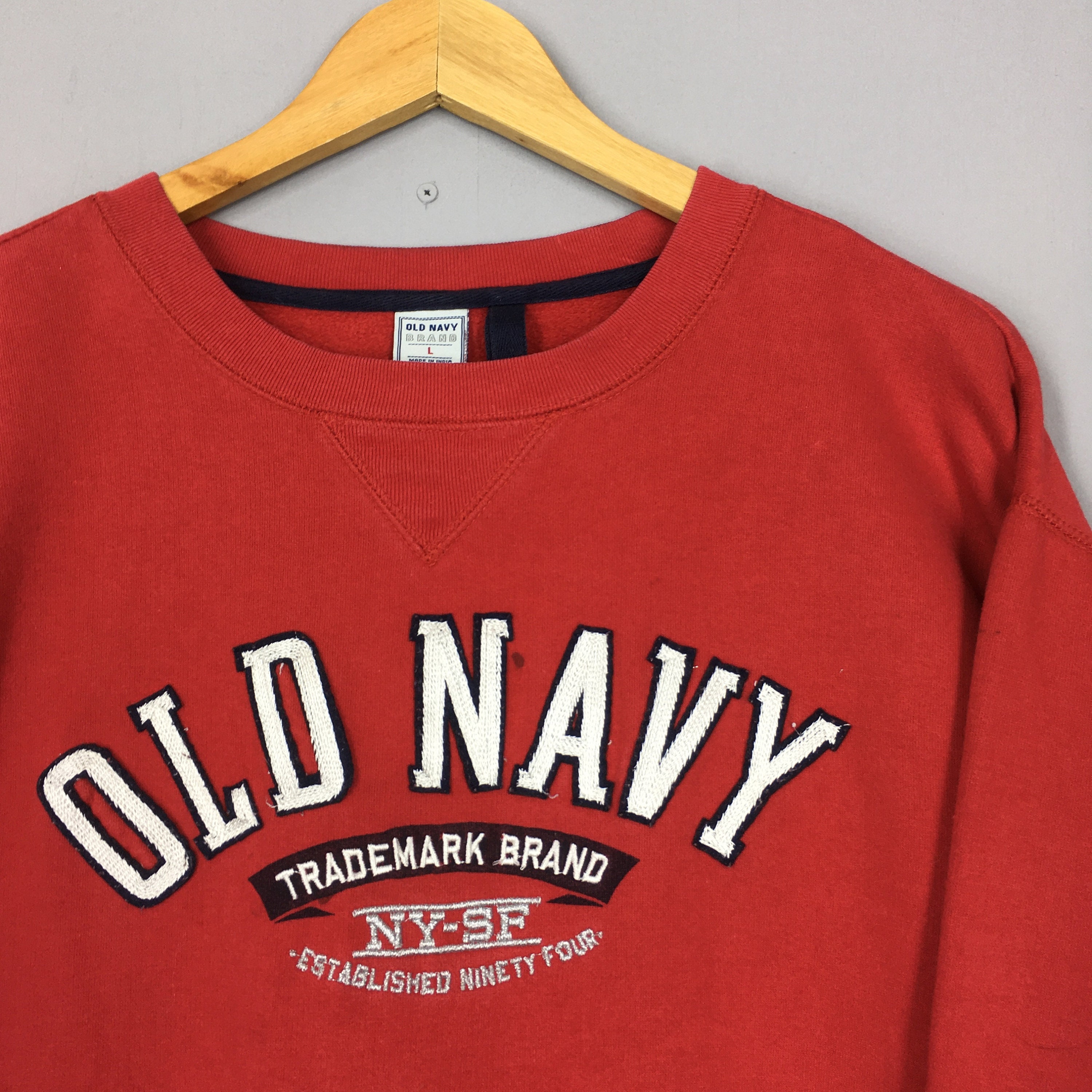Vintage Y2K Old Navy Trademark Spell Out Sweatshirt Large Old Navy  Embroidery Spell Out Jumper Old Navy American Brand Red Crewneck Size L 