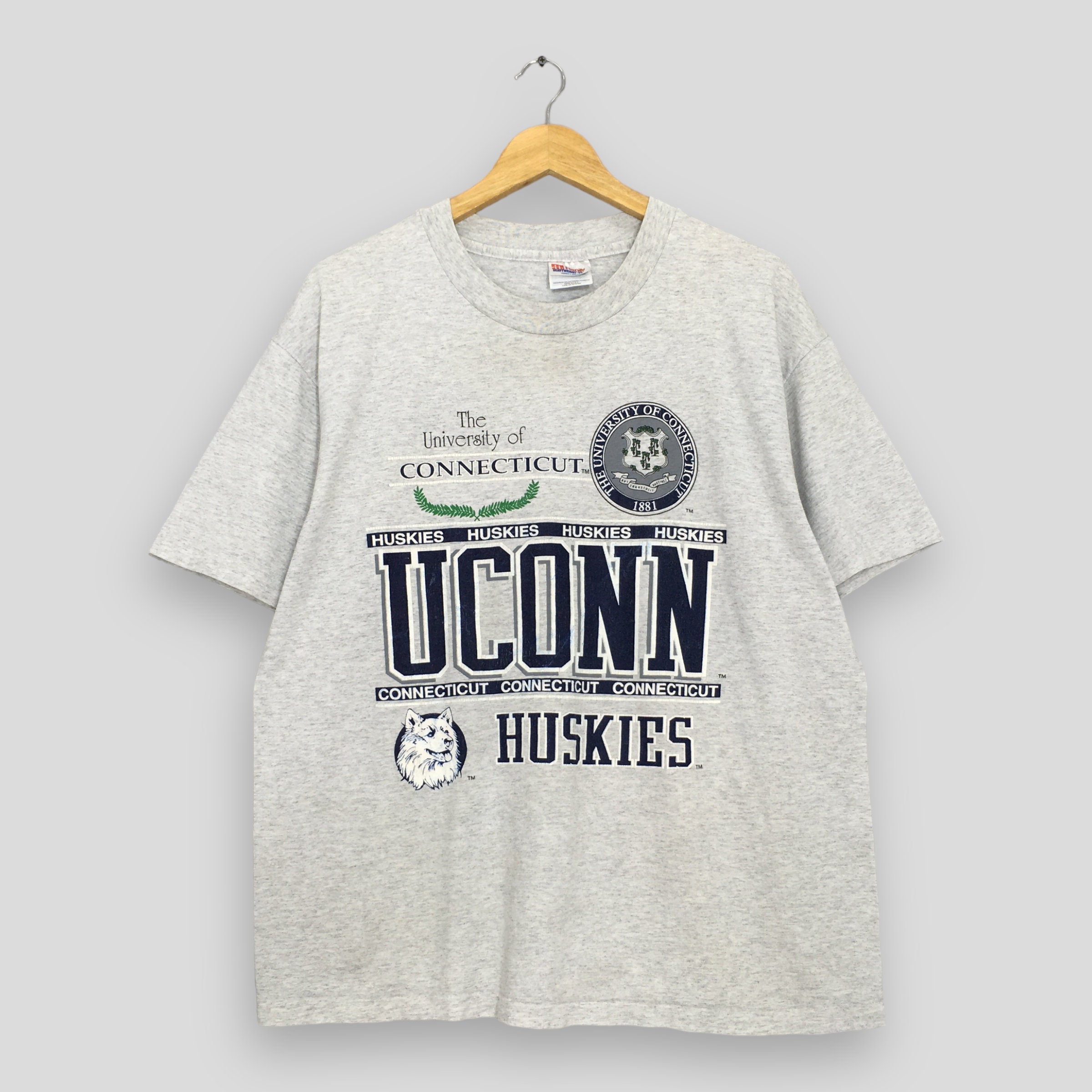 Uconn crewneck shop sweatshirt