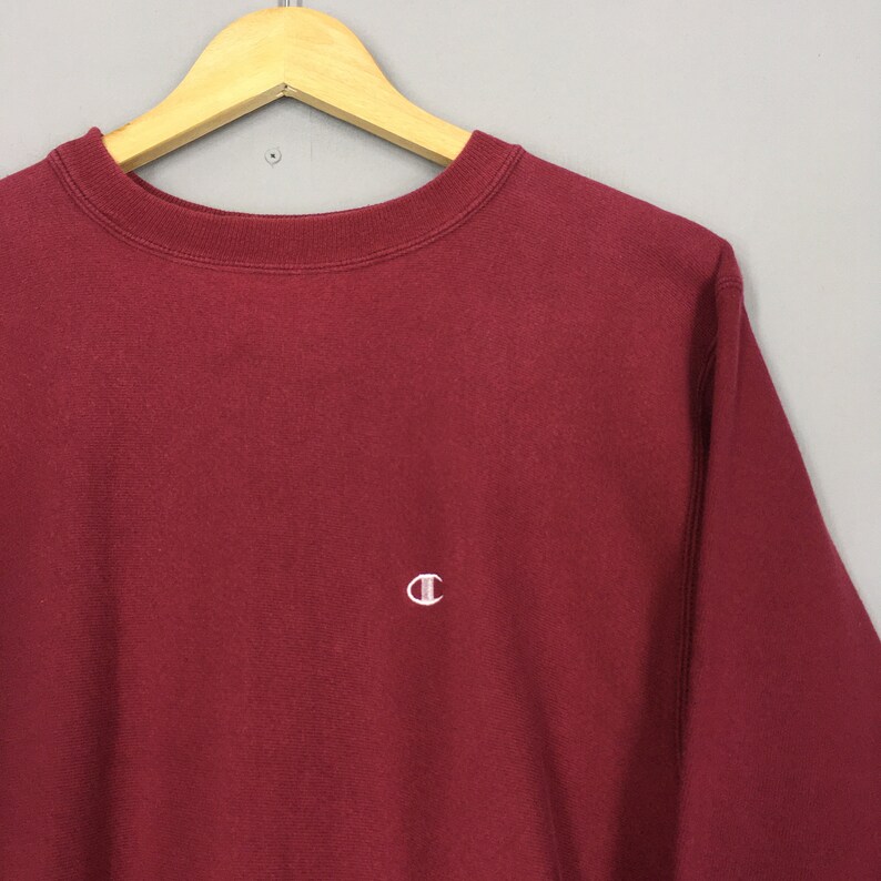 Vintage Champion Reverse Weave Maroon Sweatshirts Großes 80er Jahre Champion Stickerei Script Logo Pullover Champion USA Sportswear Crewneck Gr. L Bild 2