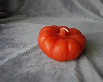 Pumpkin candle pure beeswax