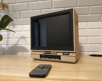 KOMMODORE 4308 V2 --- Monitor CRT w stylu retro, 8-calowy wyświetlacz LCD o rozdzielczości 1024x768, inspirowany Commodore 1702, do gier, Vaporwave, estetyczny, 4:3