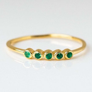 14k Gold Emerald Wedding Band Thin Minimalist Matching Band Five Stone Emerald Band May Birthstone Promise Engagement Ring Gift For Sister