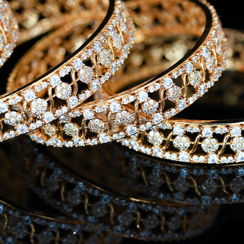 CHAUHAN COLLECTION Bollywood Indian Ethnic Gold Plated Pearl Bangle Bracelet Set Women Fashion Jewelry CHAUHAN COLLECTION Bollywood Indian Ethnic Gold Plated Pearl Bangle Bracelet Set Women Fashion Jewelry
