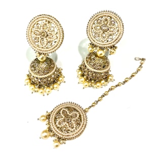Indian Gold Polki Pearl Jhumka,Earrings and Tikka Set / Kudan Earrings and Tikka Set / Pakistani jewelry / Indian Wedding jewelry for women