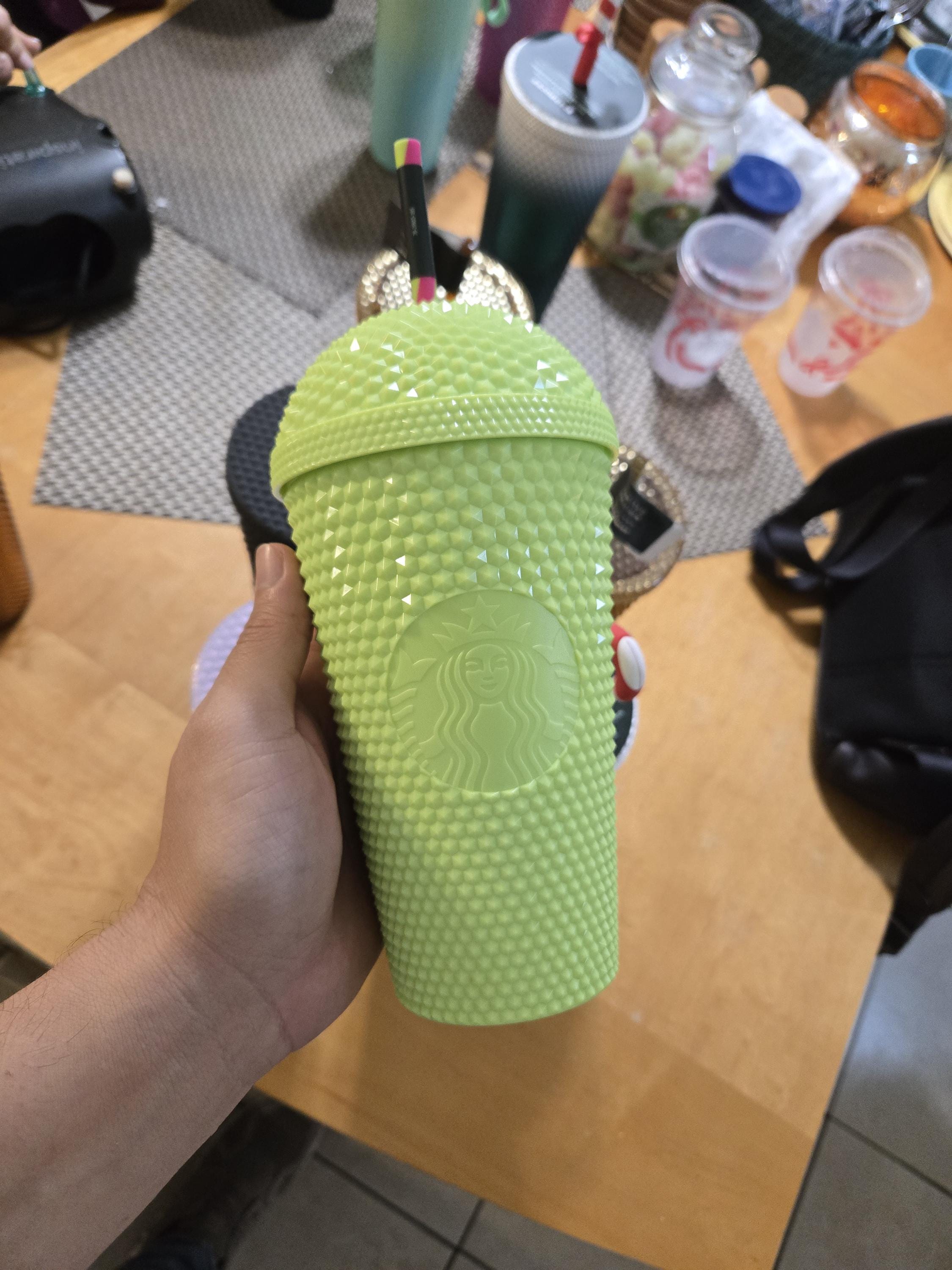 スターバックス 限定版タンブラー 16オンス ドーム アップルグリーン 