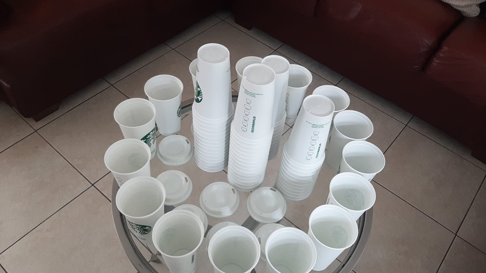 STARBUCKS Grande 16 Oz Reusable Plastic Coffee/Tea Cup With Lid. New.